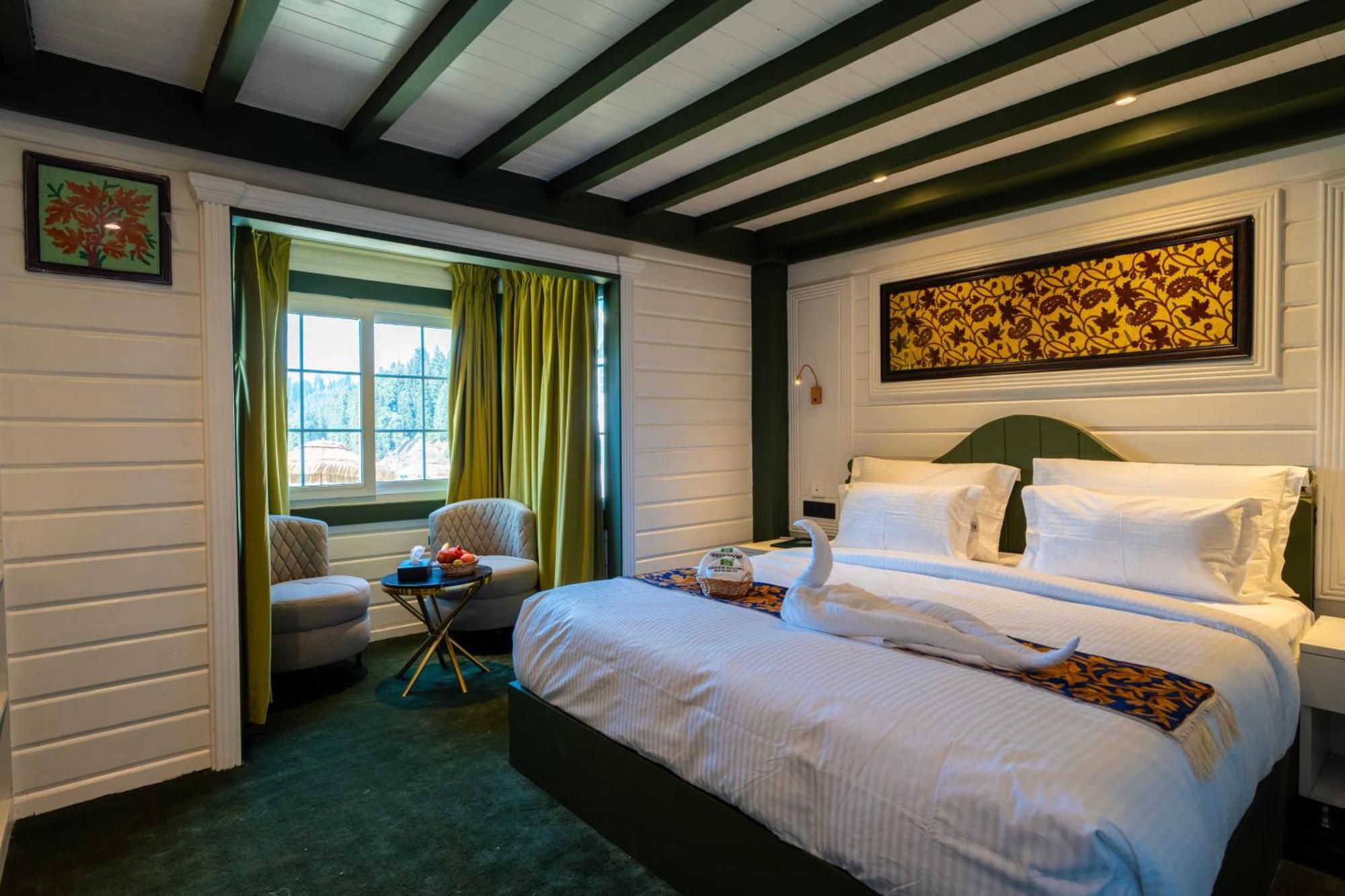 Green Rooms Resort Гульмарг Экстерьер фото