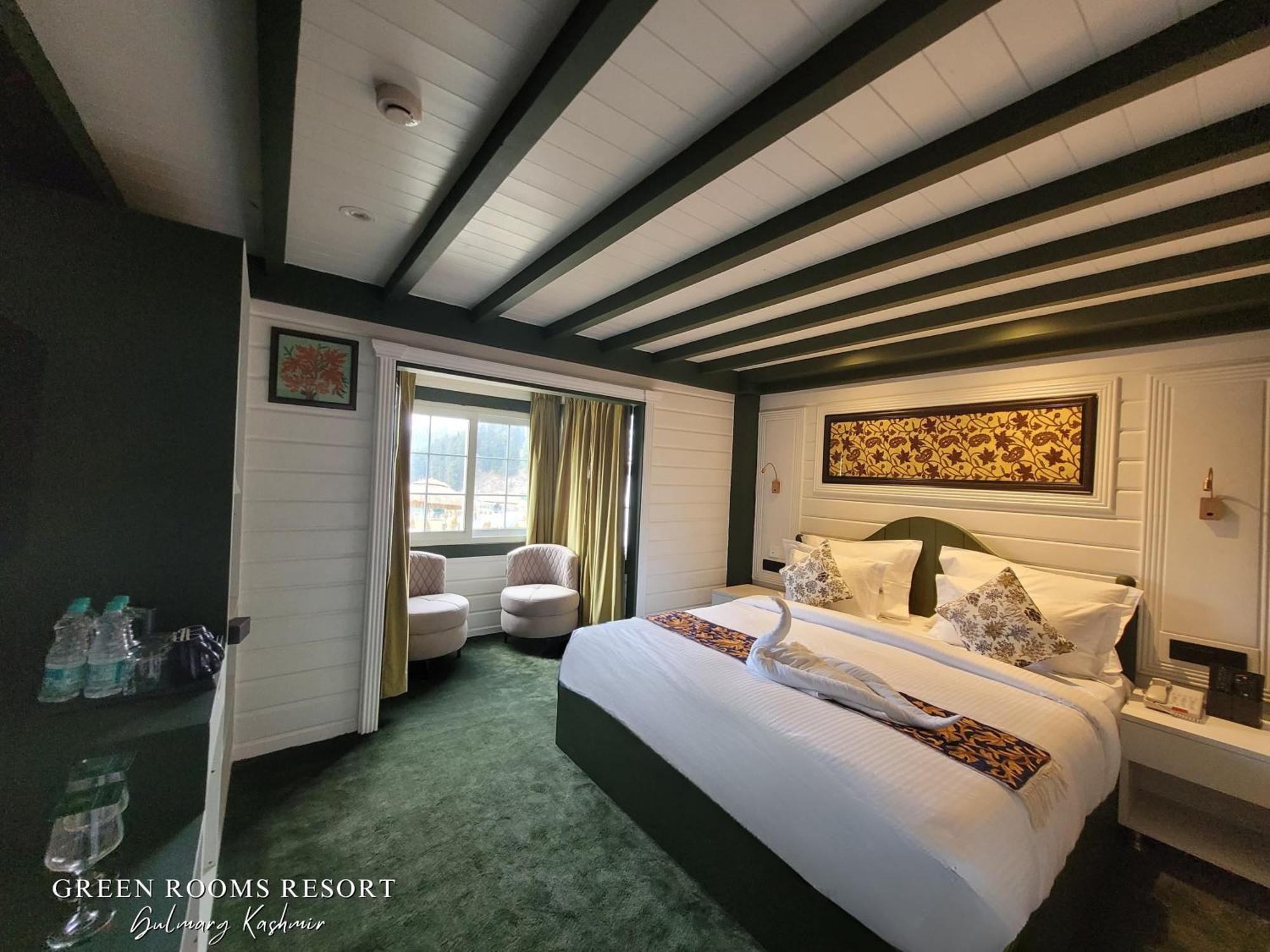 Green Rooms Resort Гульмарг Экстерьер фото