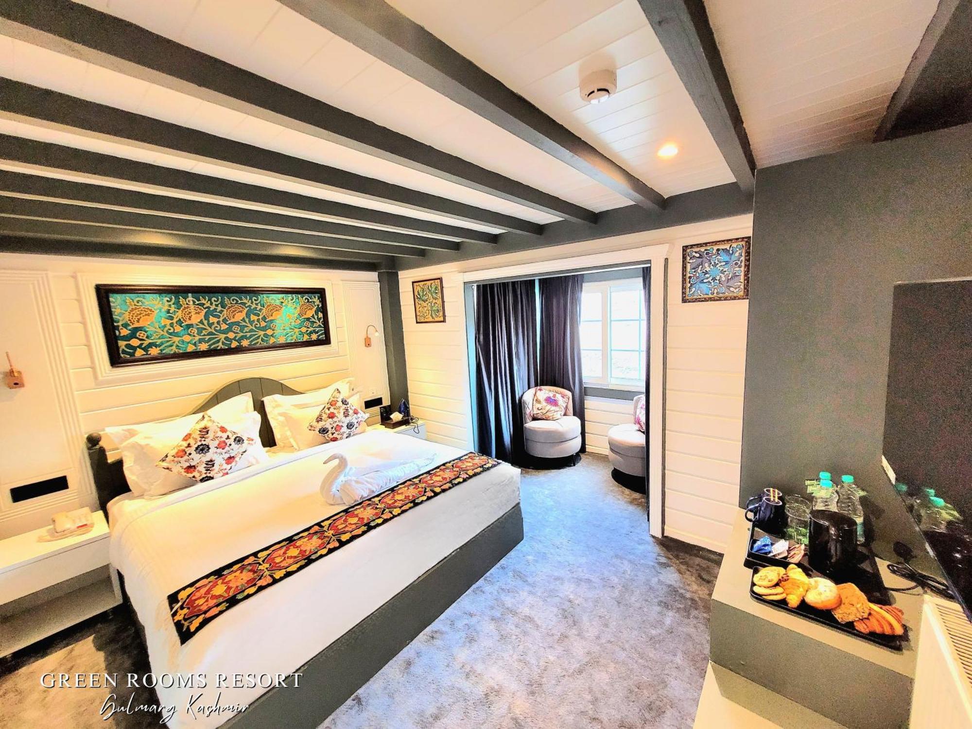 Green Rooms Resort Гульмарг Экстерьер фото