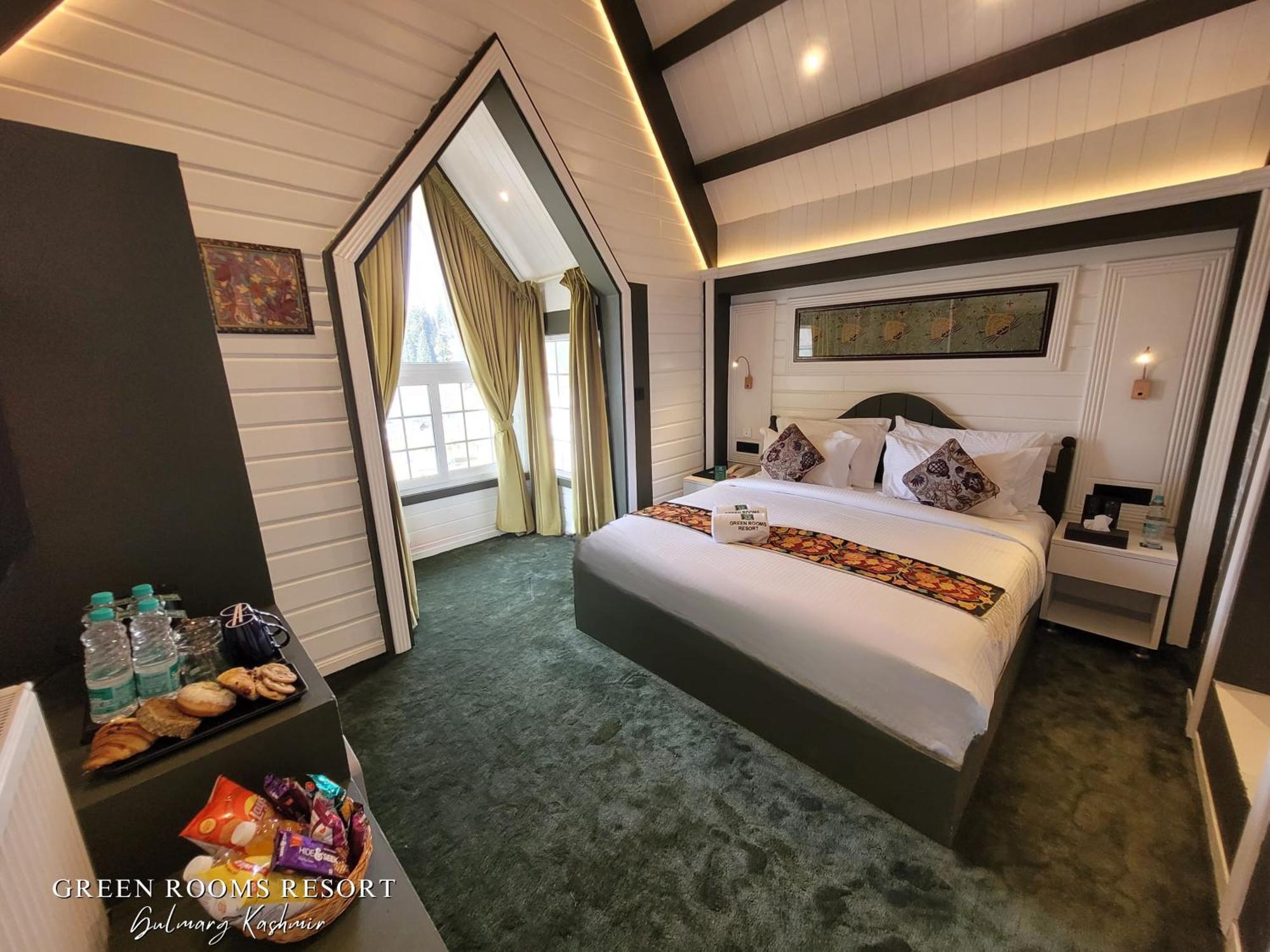 Green Rooms Resort Гульмарг Экстерьер фото